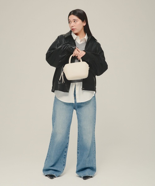 eL（エル）の「【eL】Square Mini Boston/288106（ショルダーバッグ・レディース・ブラック/シルバー/アイボリー・FREE）」の4枚目の写真