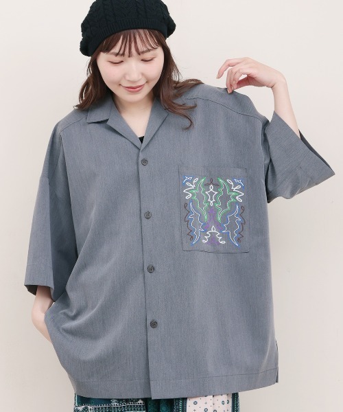 チチカカ（チチカカ）の「アソート開襟シャツ【ユニセックス】（シャツ/ブラウス・メンズ・ブラック/レッド/チャコールグレー・FREE）」の3枚目の写真