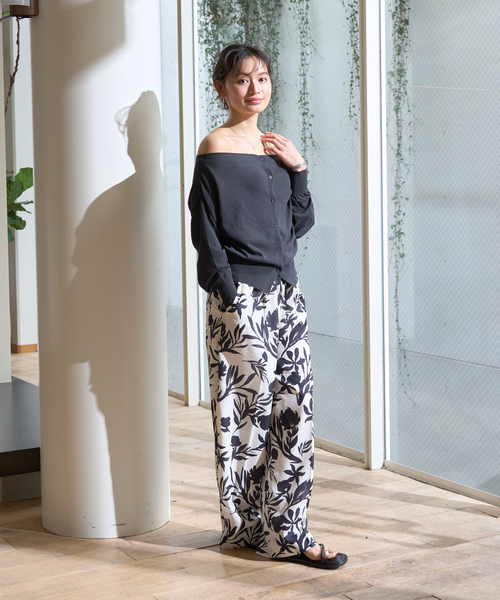 Rouge vif Anna(ルージュヴィフアンナ)の「モノトーンプリントイージーパンツ(その他パンツ・レディース・モスグリーン/ホワイト系その他・36/38)」の15枚目の写真