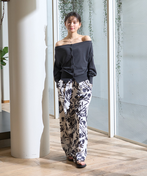 Rouge vif（ルージュヴィフ）の「オフショルダー2WAYカーディガン（カーディガン/ボレロ・レディース・ラベンダー/ライトグレー/チャコールグレー・フリー）」の8枚目の写真