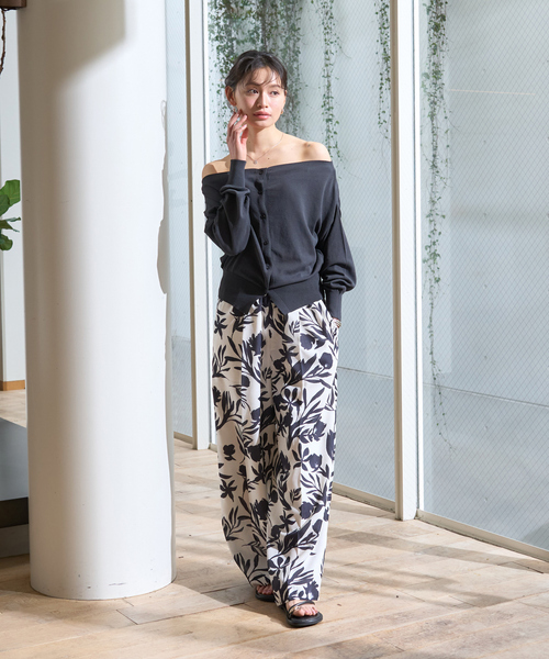 Rouge vif（ルージュヴィフ）の「オフショルダー2WAYカーディガン（カーディガン/ボレロ・レディース・ラベンダー/ライトグレー/チャコールグレー・フリー）」の16枚目の写真