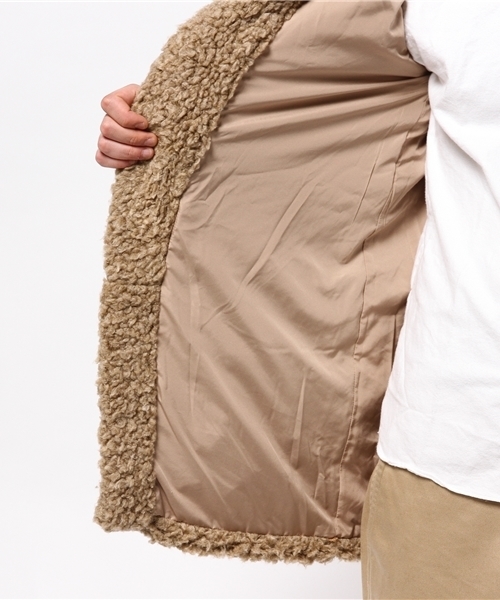 Lui's（ルイス）の「Lui's(ルイス) フェイクアルパカジャケット（その他アウター・メンズ・ベージュ/グレー・SMALL/MEDIUM）」の9枚目の写真