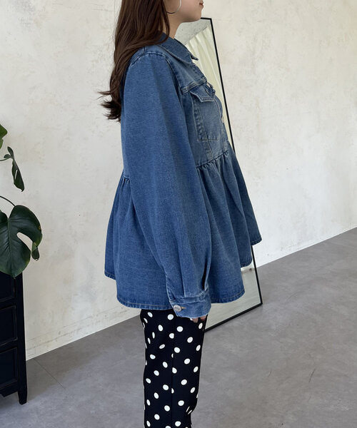 prose verse（プロズヴェール）の「ギャザーペプラムデニムジャケット（デニムジャケット・レディース・ブラック/ブルー・LARGE/MEDIUM）」の7枚目の写真