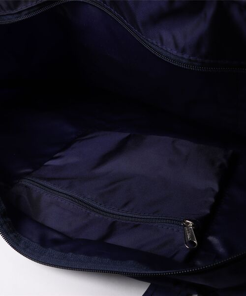 L.L.Bean（エルエルビーン）の「エブリデイ・ライトウェイト・トート エクストラ・ラージ（トートバッグ・レディース・グリーン/ダークネイビー/ロイヤルブルー/ダークグレー・ONE SIZE）」の8枚目の写真