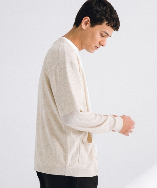 URBAN RESEARCH Sonny Label(アーバンリサーチサニーレーベル)の「リネン混ニットカーディガン(カーディガン/ボレロ・メンズ・ナチュラル/チャコールグレー/ネイビー/ピンク・MEDIUM/LARGE)」の5枚目の写真