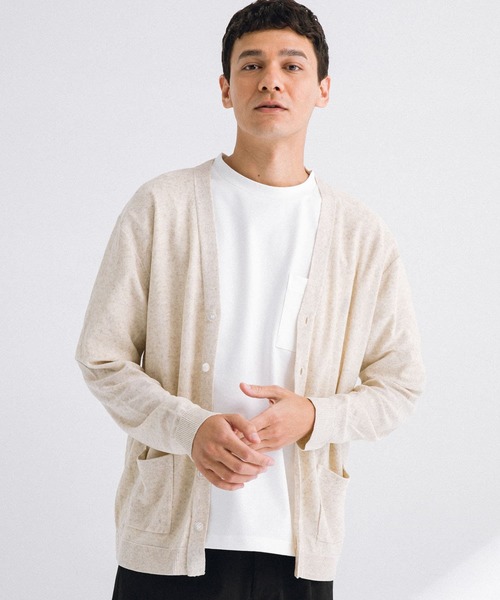 URBAN RESEARCH Sonny Label(アーバンリサーチサニーレーベル)の「リネン混ニットカーディガン(カーディガン/ボレロ・メンズ・ナチュラル/チャコールグレー/ネイビー/ピンク・MEDIUM/LARGE)」の7枚目の写真