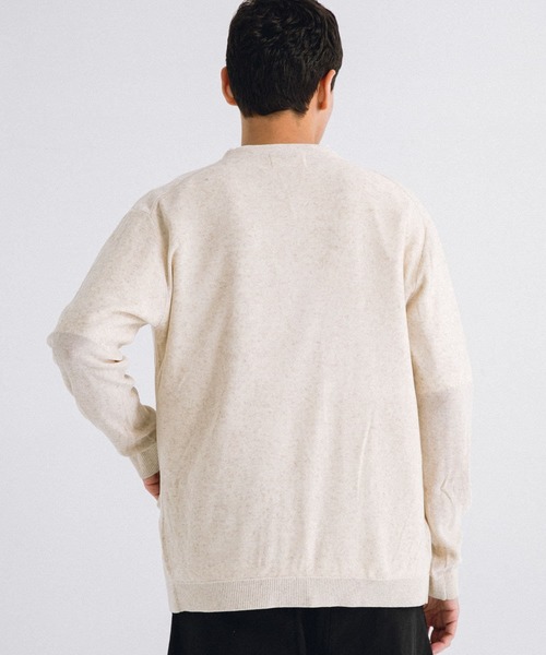 URBAN RESEARCH Sonny Label(アーバンリサーチサニーレーベル)の「リネン混ニットカーディガン(カーディガン/ボレロ・メンズ・ナチュラル/チャコールグレー/ネイビー/ピンク・MEDIUM/LARGE)」の10枚目の写真