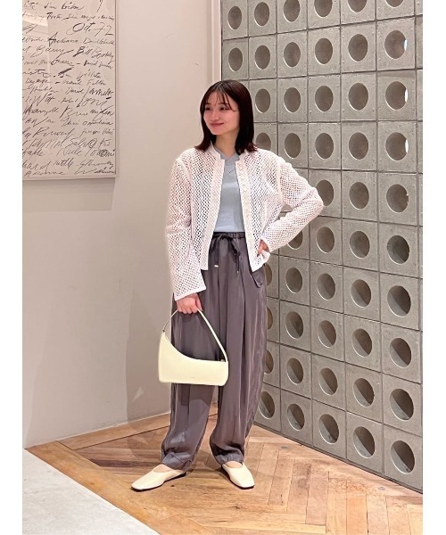 COLUMN(コラム)の「COLUMN / ホルターネックラメニット<PERMANENT>(ニット/セーター・レディース・ブラック/ゴールド/ブルー・FREE)」の8枚目の写真