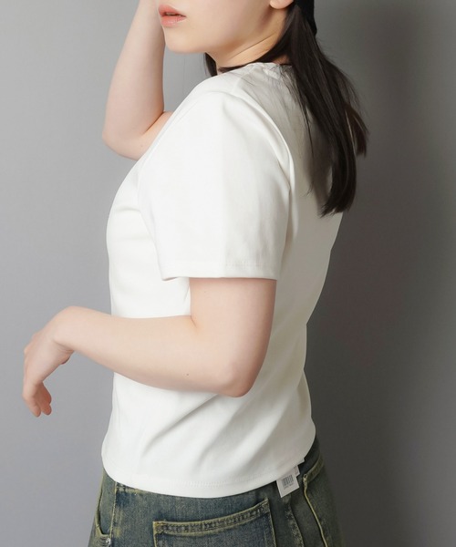 SPINNS(スピンズ)の「半袖ピタTシャツ/ストーンスター(Tシャツ/カットソー・レディース・カーキ/オフホワイト/ネイビー/ブラック・ONESIZE)」の17枚目の写真
