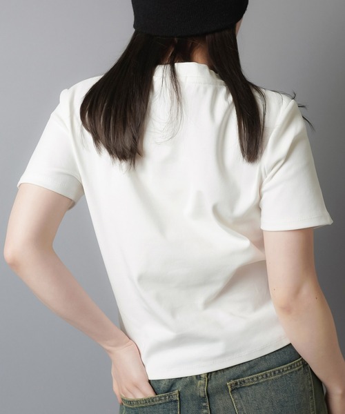 SPINNS(スピンズ)の「半袖ピタTシャツ/ストーンスター(Tシャツ/カットソー・レディース・カーキ/オフホワイト/ネイビー/ブラック・ONESIZE)」の18枚目の写真