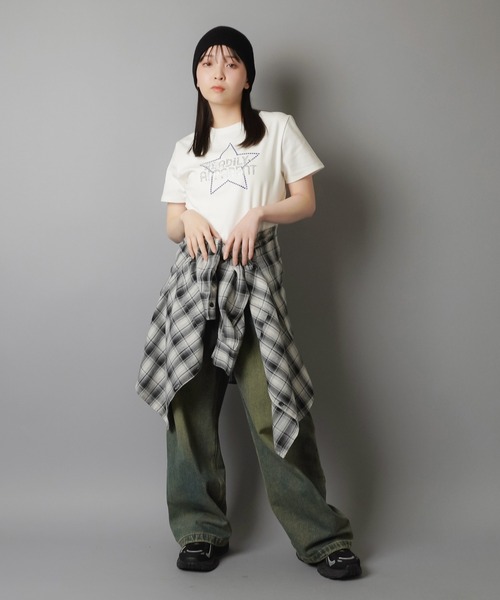 SPINNS(スピンズ)の「半袖ピタTシャツ/ストーンスター(Tシャツ/カットソー・レディース・カーキ/オフホワイト/ネイビー/ブラック・ONESIZE)」の22枚目の写真