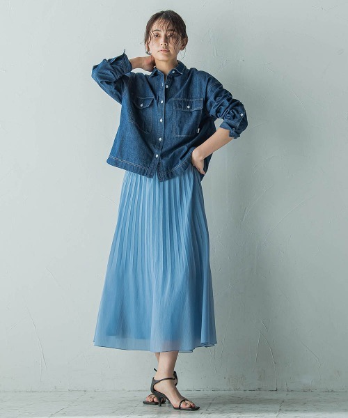MAYSON GREY(メイソングレイ)の「デニムクロップドシャツ≪洗濯機で洗える≫(シャツ/ブラウス・レディース・ネイビー/ブルー・M)」の22枚目の写真