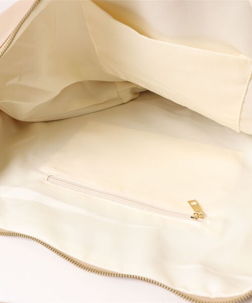 TONE SELECT GOODS（トーンセレクトグッズ）の「urbanfemine./大容量ショルダーバッグ U7437（ショルダーバッグ・レディース・ベージュ/グリーン/ピンク/ホワイト/ブラック・FREE）」の19枚目の写真