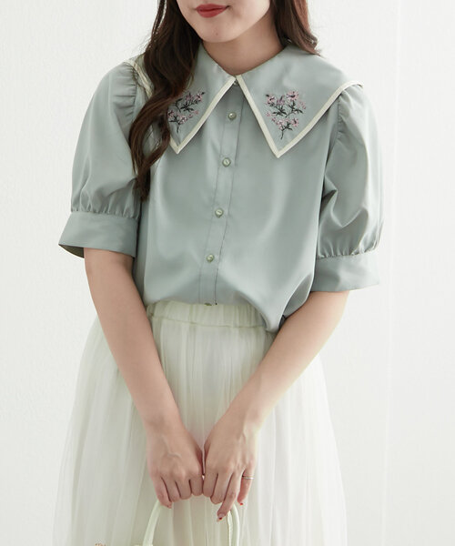 Another Branch olive des olive(アナザーブランチオリーブデオリーブ)の「≪人気デザイン≫衿刺繍半袖ブラウス(シャツ/ブラウス・レディース・ミント/ネイビー/オフホワイト/サックスブルー・FREE)」の2枚目の写真