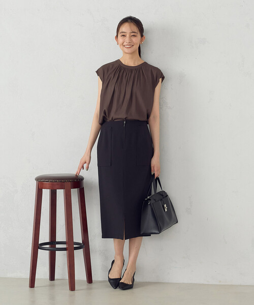 COMME CA MODELS（コムサモデルズ）の「ポリエステルドライツイル　タイトスカート（スカート・レディース・カーキ/ネイビー/ベージュ/ブラック・LARGE/MEDIUM/X-SMALL/X-LARGE/SMALL）」の8枚目の写真