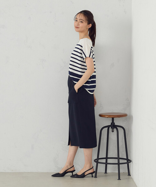 COMME CA MODELS（コムサモデルズ）の「ポリエステルドライツイル　タイトスカート（スカート・レディース・カーキ/ネイビー/ベージュ/ブラック・LARGE/MEDIUM/X-SMALL/X-LARGE/SMALL）」の12枚目の写真