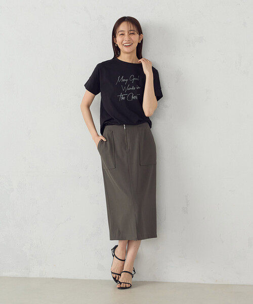 COMME CA MODELS（コムサモデルズ）の「ポリエステルドライツイル　タイトスカート（スカート・レディース・カーキ/ネイビー/ベージュ/ブラック・LARGE/MEDIUM/X-SMALL/X-LARGE/SMALL）」の17枚目の写真