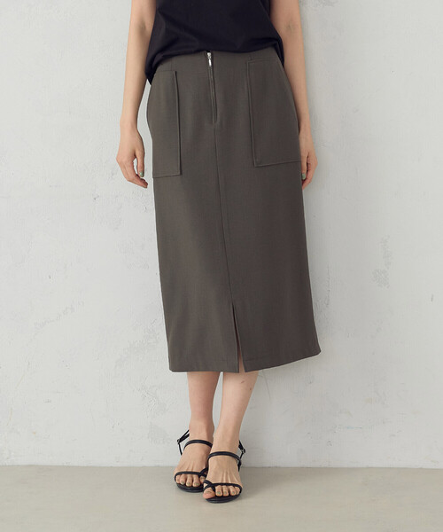 COMME CA MODELS（コムサモデルズ）の「ポリエステルドライツイル　タイトスカート（スカート・レディース・カーキ/ネイビー/ベージュ/ブラック・LARGE/MEDIUM/X-SMALL/X-LARGE/SMALL）」の18枚目の写真
