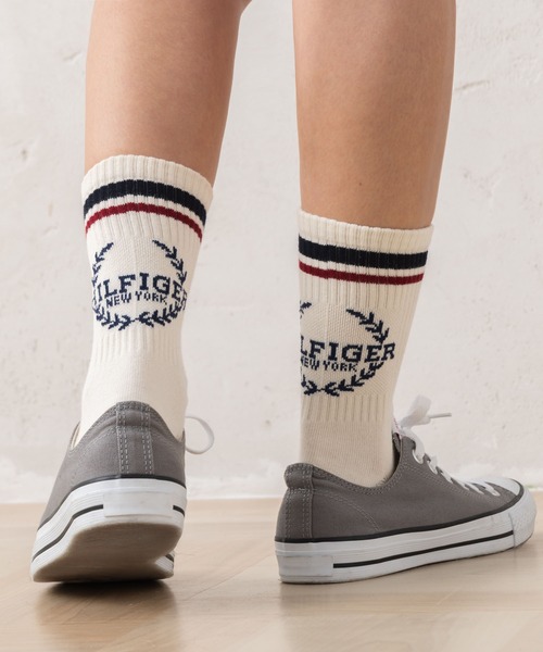 TOMMY HILFIGER(トミーヒルフィガー)の「【別注】TOMMY HILFIGER/トミーヒルフィガー ブランド ロゴ 靴下 ミドル丈 レギュラーソックス クルーソックス 2足セット 23cm 24cm 25cm 26cm 27cm(ソックス/靴下・メンズ・その他2/その他・23cm~25cm/25cm~27cm)」の5枚目の写真