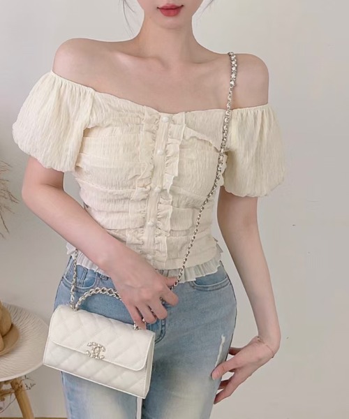 Ada.(エイダ)の「2WAY ボタンデザイン ふんわり パフリーブ ブラウス(シャツ/ブラウス・レディース・ブラック/アイボリー/グリーン/ライトブルー/ホワイト/ブラウン/ライトピンク・M/L)」の9枚目の写真