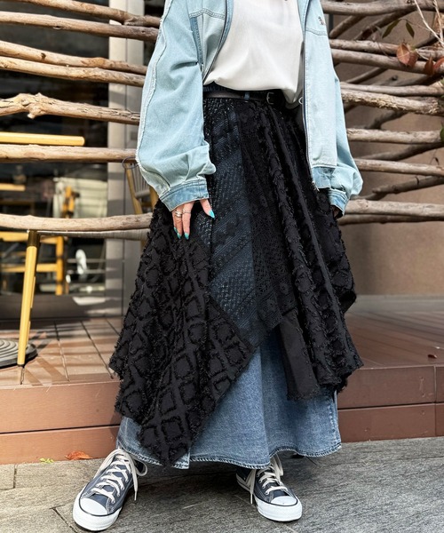 DOUBLE NAME（ダブルネーム）の「フリンジレースランダムヘムスカート（スカート・レディース・ブラック/オフホワイト・FREE）」の11枚目の写真