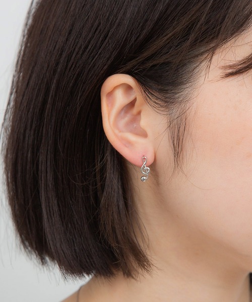 Peony(ピオニー)の「【Peony/ピオニー】/音符モチーフピアス(ピアス(両耳用)・レディース・ゴールド/シルバー・FREE)」の7枚目の写真