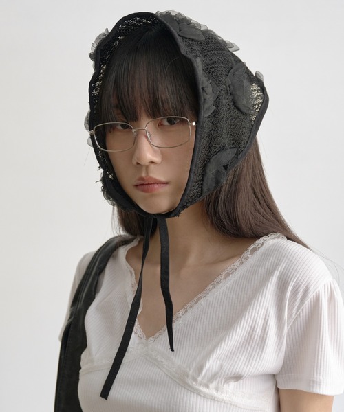 UNE MANSION(ユヌマンション)の「サマーシースルーフラワーヘアーカチープスカーフ(ハット・レディース・ブラック/ホワイト・ONE SIZE)」の10枚目の写真