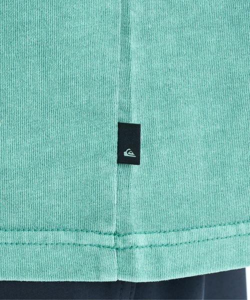 Quiksilver(クイックシルバー)の「DOUBLE LOGO ST /クイックシルバーレギュラーフィットロゴ半袖Tシャツ(Tシャツ/カットソー・メンズ・ホワイト/ブラック/グリーン・LARGE/X-LARGE/MEDIUM)」の10枚目の写真