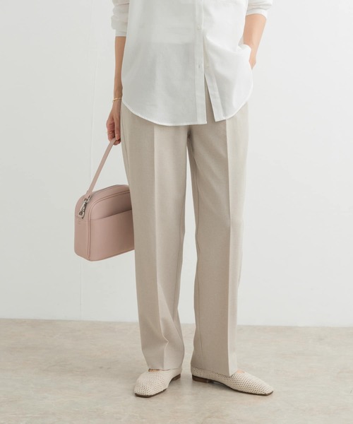 URBAN RESEARCH DOORS（アーバンリサーチドアーズ）の「『UR TECH DRYLUXE』センタープレスストレートパンツ（その他パンツ・レディース・ベージュ/チャコールグレー・SMALL/MEDIUM）」の20枚目の写真