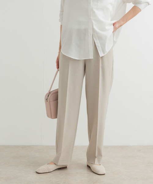 URBAN RESEARCH DOORS（アーバンリサーチドアーズ）の「『UR TECH DRYLUXE』センタープレスストレートパンツ（その他パンツ・レディース・ベージュ/チャコールグレー・SMALL/MEDIUM）」の22枚目の写真