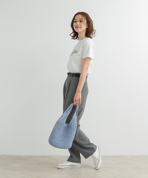 URBAN RESEARCH DOORS（アーバンリサーチドアーズ）の「『UR TECH DRYLUXE』センタープレスストレートパンツ（その他パンツ・レディース・ベージュ/チャコールグレー・SMALL/MEDIUM）」の13枚目の写真