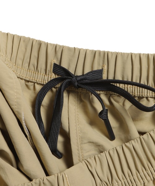 ROTAR(ローター)の「Color Nylon Easy Shorts(その他パンツ・メンズ・オレンジ/ベージュ系その他/ブラック/オリーブ・MEDIUM/LARGE/X-LARGE)」の8枚目の写真