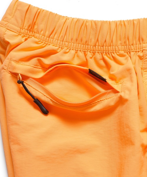 ROTAR(ローター)の「Color Nylon Easy Shorts(その他パンツ・メンズ・オレンジ/ベージュ系その他/ブラック/オリーブ・MEDIUM/LARGE/X-LARGE)」の6枚目の写真