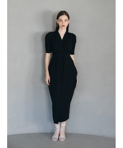 COEL（コエル）の「フロントボタンドレープワンピース（ワンピース・レディース・ブラック/ブラウン/ブルー・36/38）」の2枚目の写真