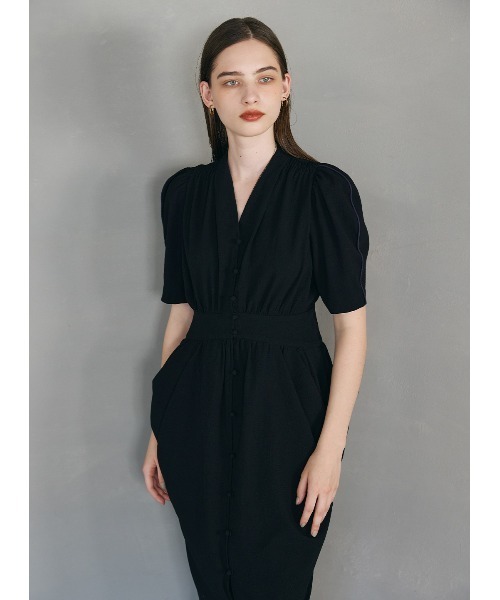 COEL（コエル）の「フロントボタンドレープワンピース（ワンピース・レディース・ブラック/ブラウン/ブルー・36/38）」の4枚目の写真