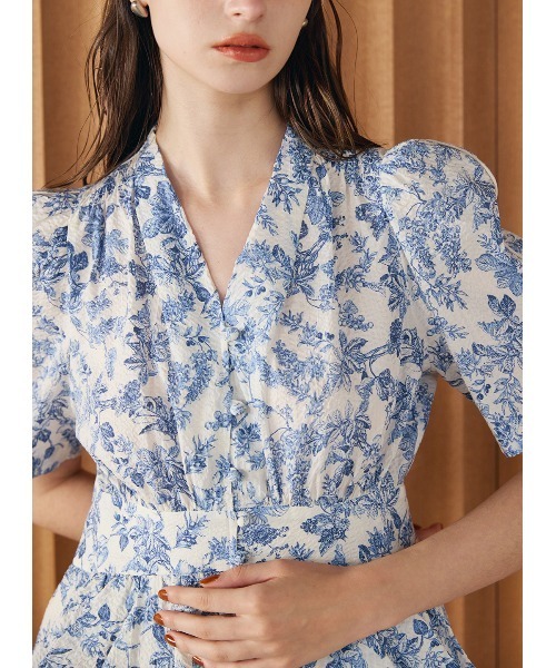 COEL（コエル）の「フロントボタンドレープワンピース（ワンピース・レディース・ブラック/ブラウン/ブルー・36/38）」の19枚目の写真