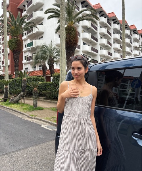 ROXY(ロキシー)の「TROPICAL GLOW MAXI S /ロキシーストライプ柄ロングワンピース(ワンピース・レディース・ブラウン・SMALL/LARGE/MEDIUM)」の9枚目の写真