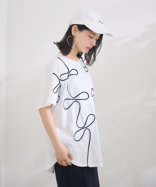 KATHARINE ROSS（キャサリンロス）の「【KATHARINE ROSS】【margaux vintage】cord embroidery Tee（Tシャツ/カットソー・レディース・ブラック/オフホワイト・MEDIUM）」の17枚目の写真