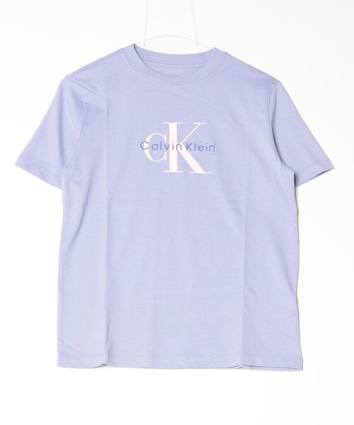 Calvin Klein(カルバン・クライン)の「モノグラムクルーネックショートスリーブTシャツ(Tシャツ/カットソー・レディース・レッド/ピンク/ブラック/ライトブルー/モーブ系3/ライトカーキ・XS/XXS/S)」の4枚目の写真