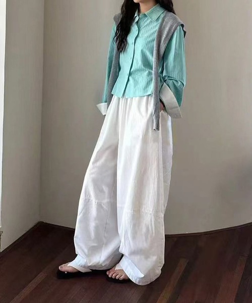 aimoha(アイモハ)の「ウエストギャザー ボリュームワイドパンツ(その他パンツ・レディース・グレー/ライトブルー/ライトベージュ/ホワイト/ライトグリーン/ネイビー/イエロー・MEDIUM)」の10枚目の写真