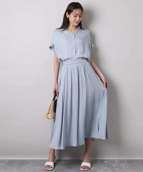 MK MICHEL KLEIN（エムケーミッシェルクラン）の「メタル釦デザイン サテン地ブラウス/接触冷感/洗える（シャツ/ブラウス・レディース・ライトブルー/ダークカーキ/ダークネイビー・38）」の15枚目の写真