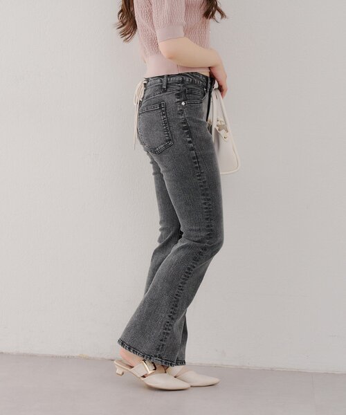 continuer de NICE CLAUP（コンティニューデナイスクラップ）の「【@reve.perle_企画】後ろレースアップフレアパンツ（デニムパンツ・レディース・ブルー/ブラック・SMALL/MEDIUM）」の16枚目の写真