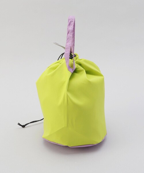 212 KITCHEN STORE(トゥワントゥキッチンストア)の「軽量折りたたみランチ巾着 YE <212Kオリジナル>(キッチンツール・レディース・その他・00)」の3枚目の写真