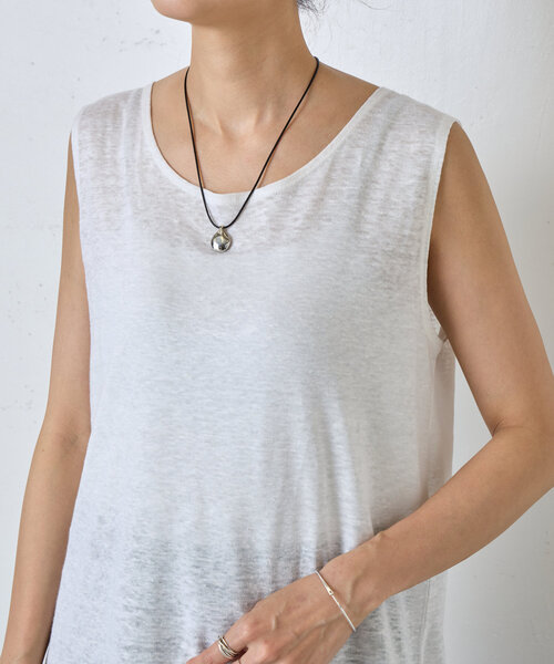 BEARDSLEY(ビアズリー)の「メタルドロップコードネックレス(ブラック)(ネックレス・レディース・シルバー・FREE)」の3枚目の写真