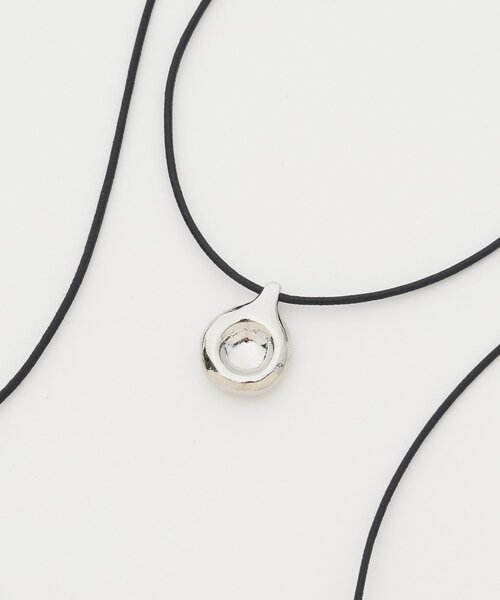 BEARDSLEY(ビアズリー)の「メタルドロップコードネックレス(ブラック)(ネックレス・レディース・シルバー・FREE)」の15枚目の写真