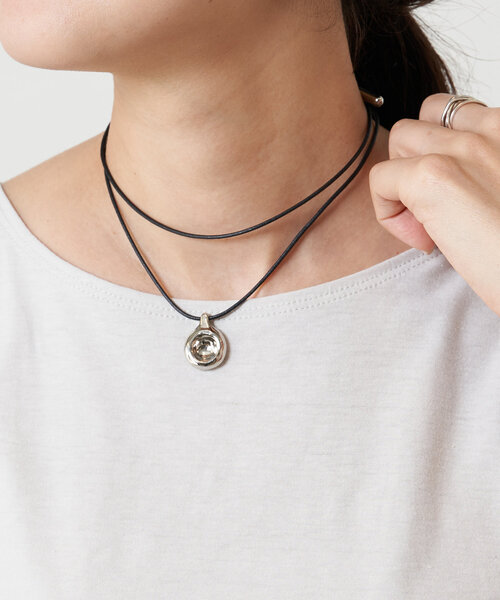 BEARDSLEY(ビアズリー)の「メタルドロップコードネックレス(ブラック)(ネックレス・レディース・シルバー・FREE)」の17枚目の写真