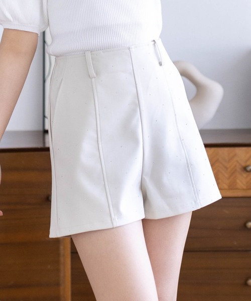 clear（クリア）の「ベーシックショートパンツ[着回し力抜群 カジュアル]≪再入荷≫（その他パンツ・レディース・アイボリー/ブラック/ブラウン/キャメル/ホワイト系その他2/ブラック系その他2・M/S）」の3枚目の写真