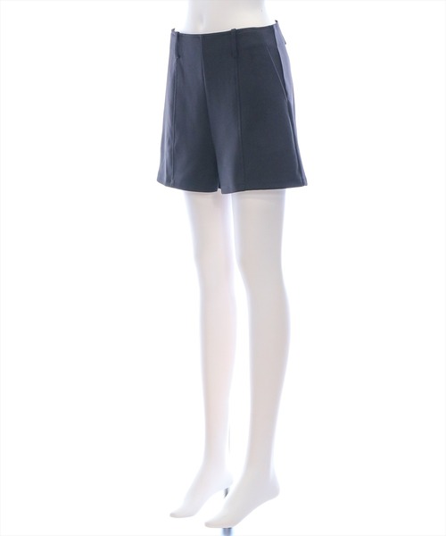 【着回し力抜群★】CHANEL ショートパンツ CHANEL(シャネル) ショートパンツ(レディース) - 海外通販のBUYMA
