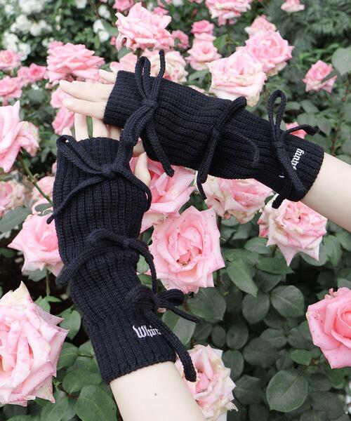 Whinny（ホワイニー）の「Whinny/くつろぎの招き猫（アームカバー・レディース・ホワイト/サックスブルー/ブラック・FREE）」の2枚目の写真