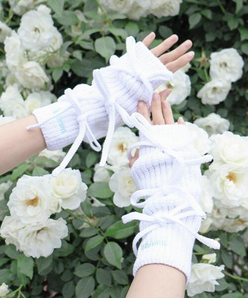 Whinny（ホワイニー）の「Whinny/くつろぎの招き猫（アームカバー・レディース・ホワイト/サックスブルー/ブラック・FREE）」の4枚目の写真